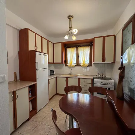 Aphrodite House Дом отдыха Никити